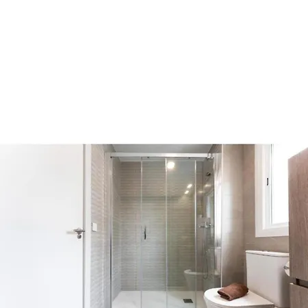 Cg944 - Renovated With Views, Ac And Lift - Free Street Parking Torremolinos