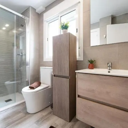 Cg944 - Renovated With Views, Ac And Lift - Free Street Parking Torremolinos