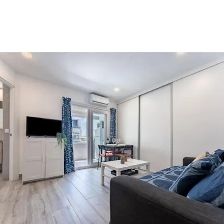 Apartamento Cg944 - Renovated With Views, Ac And Lift - Free Street Parking Torremolinos